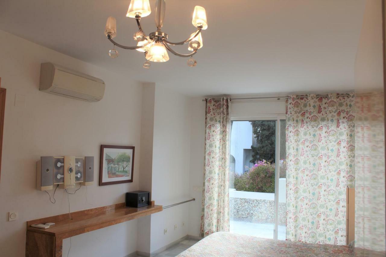 Alcazaba Beach Apartment 3302 Estepona Kültér fotó